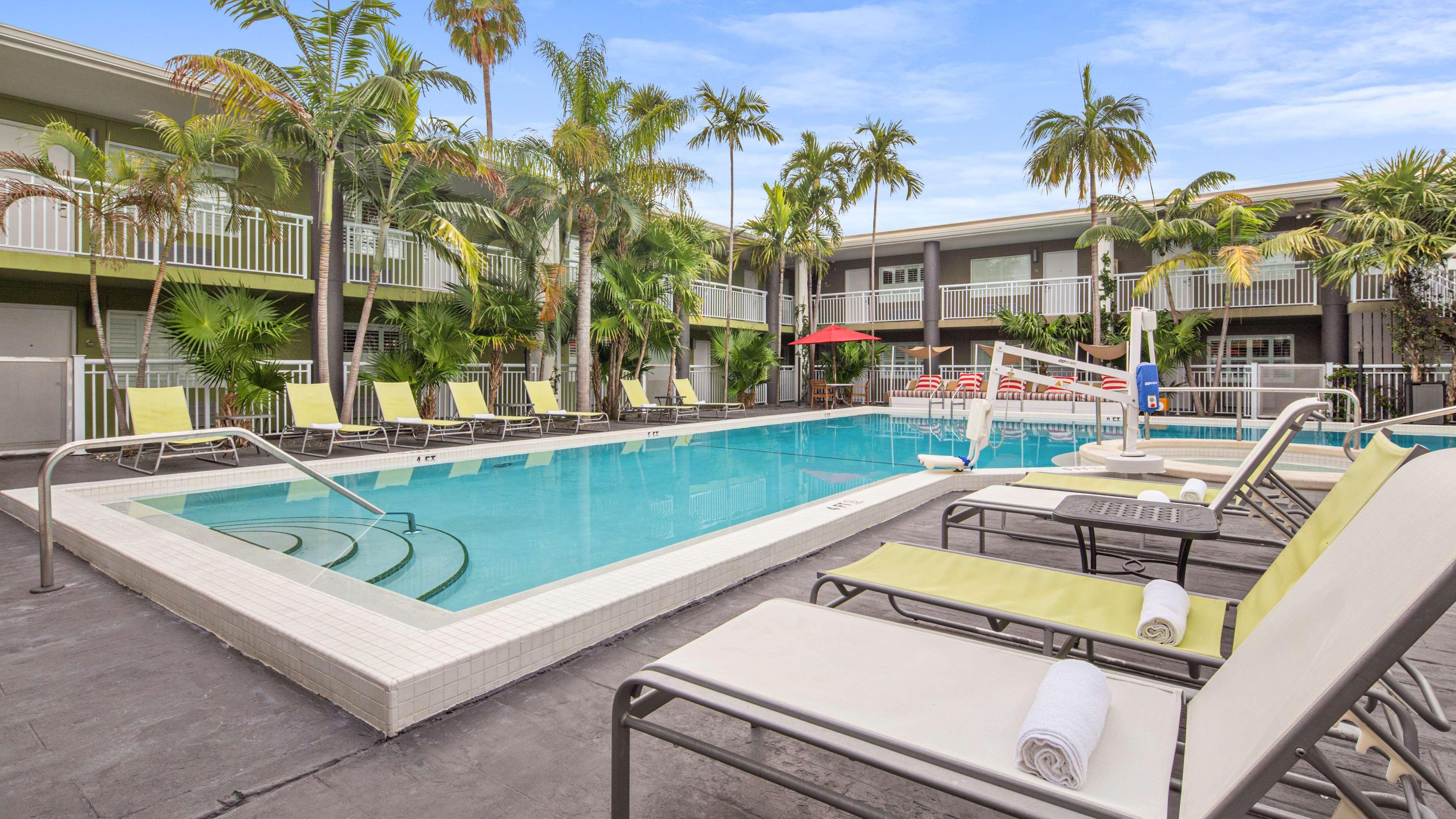 Best Western Hibiscus Motel Key West Eksteriør billede